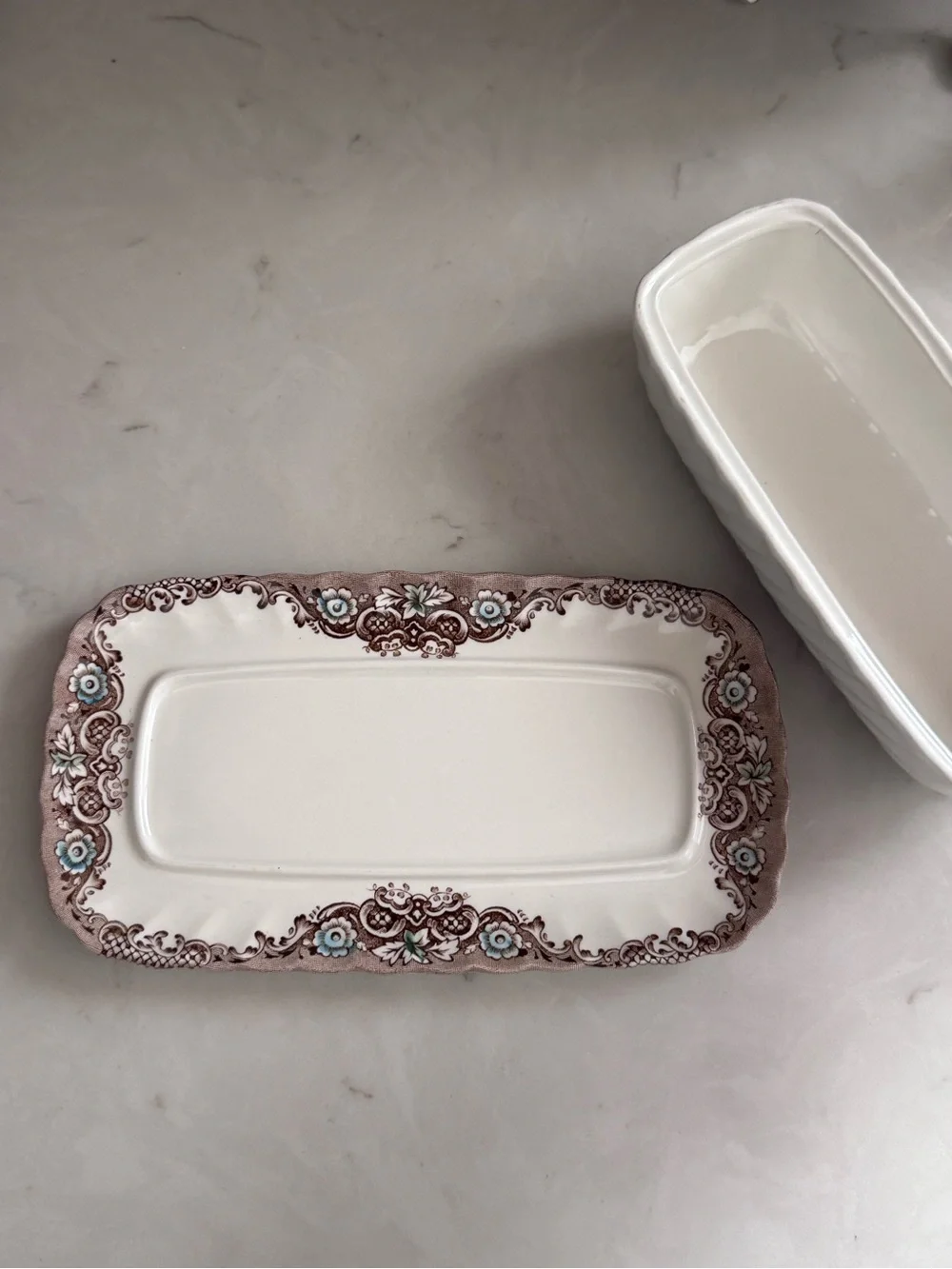 Vintage Johnson Bros Heritage Hall StaffordShire England Butter Dish